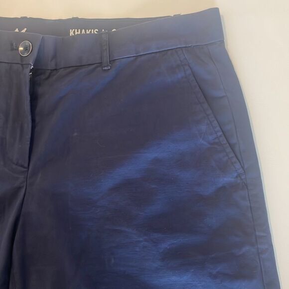 Khakis by GAP Boyfriend roll up Navy blue shorts Size 4 - Picture 3 of 7
